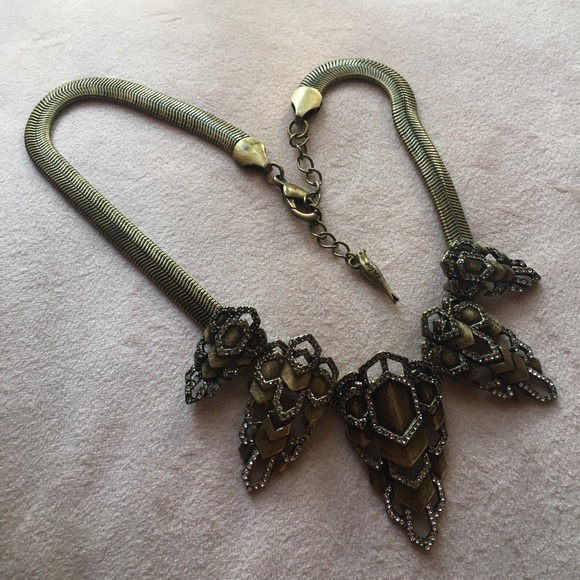 C+I Deco Cascade Statement Collar Necklace - Picture 4 of 5